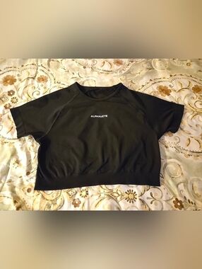 Alphalete Black Crop Top, XL